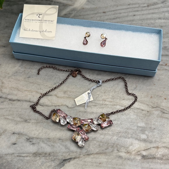 Touchstone Crystal Pink and Gold “DIVA” Necklace & Earrings - Picture 1 of 3